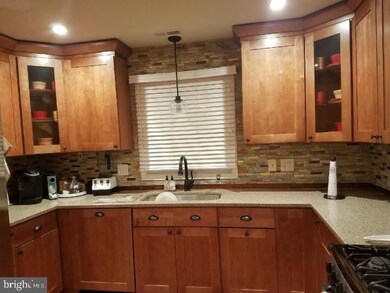 12105 Rockledge Dr, Bowie, MD 20715 - photo 3