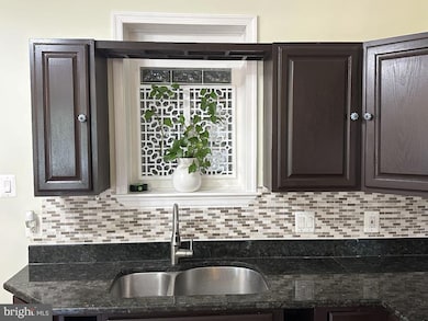 308 Pinewood Rd, Dundalk, MD 21222 - photo 3