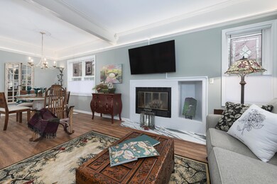 7374 N Shore Dr UNIT 14-3