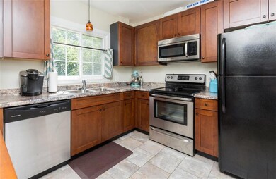 2409 47th St, Des Moines, IA 50310 - photo 7