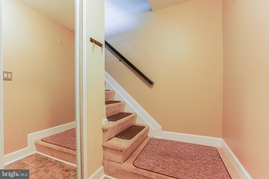 17819 Buehler Rd unit 100, Olney, MD 20832 - photo 3