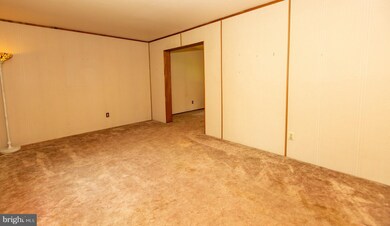 191 Deacon Dr, Norristown, PA 19403 - photo 5