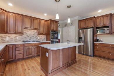 71438 Forest Eagle Ln-37