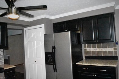 13921 Prince Charles Dr, North Royalton, OH 44133 - photo 6