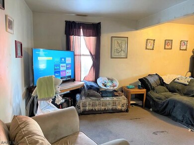 327 W Main St, Everett, PA 15537 - photo 4