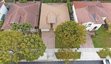 4748 NW 111th Ct, Doral, FL 33178 - photo 3