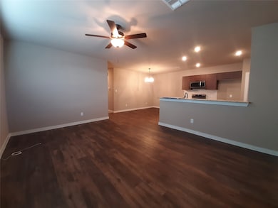 9863 Grosbeak Ln, Magnolia, TX 77354 - photo 3