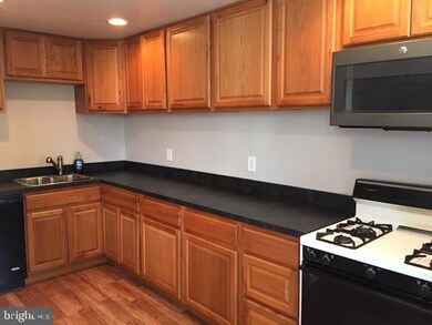 414 Westbridge Rd, Glenolden, PA 19036 - photo 4