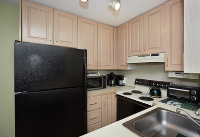 114 Burkhall St unit K, South Weymouth, MA 02190 - photo 7