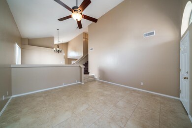 05 Entry-Living Room