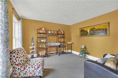 81 Morningside Dr, Indiana, PA 15701 - photo 4