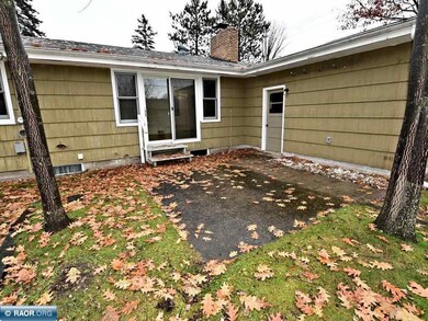 821 Willow Ln, Grand Rapids, MN 55744 - photo 2