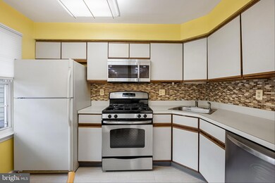 4 Huber Ct, Hightstown, NJ 08520 - photo 7