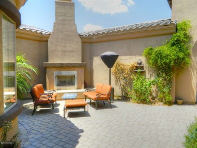 Private Courtyard w/Fireplace