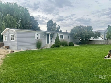 585 Conover St, Eagle, ID 83616 - photo 4