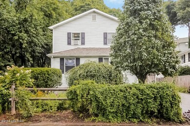 33 Green Ln, Greenwich, CT 06831 - photo 2