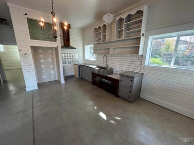 408 Harding St, Asotin, WA 99402 - photo 6