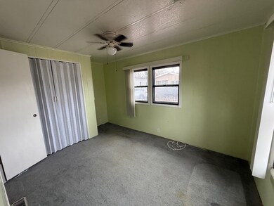 3910 Ingleside Ave, Park City, IL 60085 - photo 7