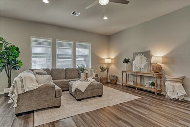 31311 Raleigh Creek Dr, Tomball, TX 77375 - photo 5