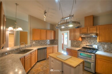 15745 Vail Rd SE, Yelm, WA 98597 - photo 6