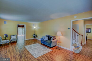 13023 Victoria Heights Dr, Bowie, MD 20715 - photo 3