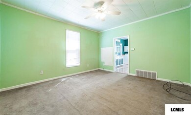 1025 Clinton St, Lincoln, IL 62656 - photo 2