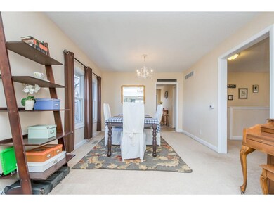 2615 E 28th St, Des Moines, IA 50317 - photo 5