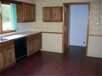 18 Burrington Rd, Charlemont, MA 01339 - photo 5