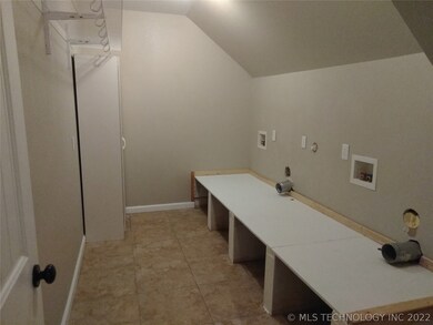 8712 S 200th East Ave, Broken Arrow, OK 74014 - photo 3