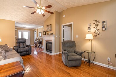 8607 Mill Spring Place unit 8607, Louisville, KY 40228 - photo 7