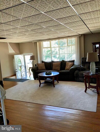 2846 Willits Rd, Philadelphia, PA 19136 - photo 4