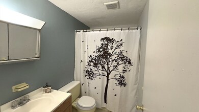 668 Robbins Ave unit 2, Dracut, MA 01826 - photo 5