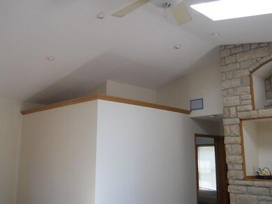 24 Buck Tail Dr, Burnside, KY 42519 - photo 7