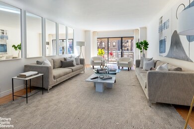 The Sovereign unit 4H, New York, NY 10022 - photo 2