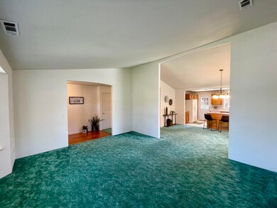 2. Living rm-IMG_5686