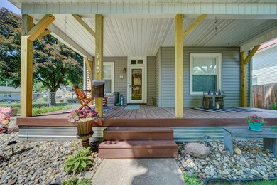 713 S Indiana Ave, Auburn, IN 46706 - photo 2