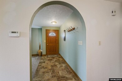 987 Nightingale Ct NE, Keizer, OR 97303 - photo 5