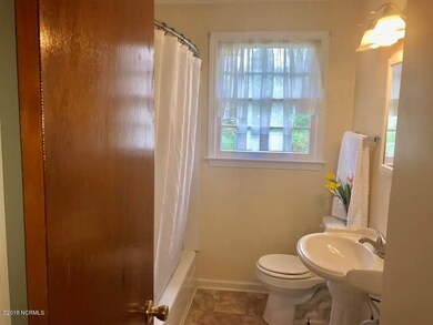 310 Forest Grove Ave, Jacksonville, NC 28540 - photo 7