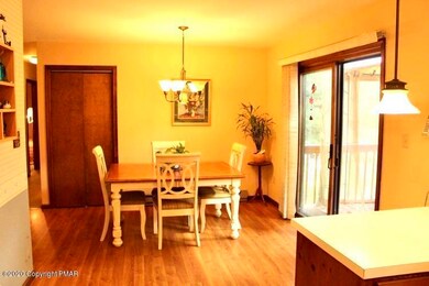 259 Bear Medicine Cir, Effort, PA 18330 - photo 5