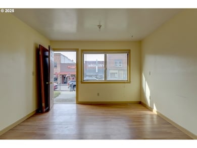 1013 Clark St, Wasco, OR 97065 - photo 3