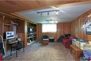 18415 Clyde Rd, Homewood, IL 60430 - photo 7