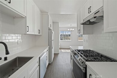 6938 Coldwater Canyon Ave unit 3, North Hollywood, CA 91605 - photo 3