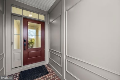 131 Bytham Ridge Ln, Potomac, MD 20854 - photo 4