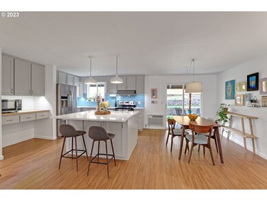 Kitchen/Dining Room