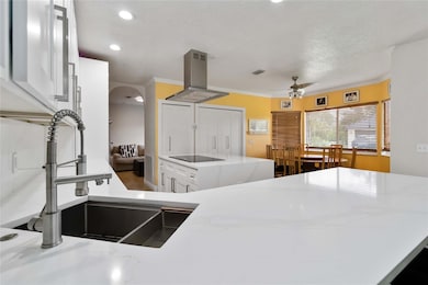 3290 SW 131st Terrace, Davie, FL 33330 - photo 5