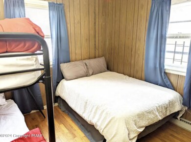 132 Azalea Dr, Albrightsville, PA 18210 - photo 4