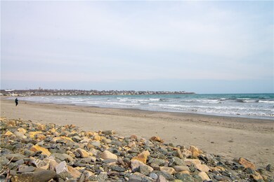 24 Merton Rd unit 1, Newport, RI 02840 - photo 2