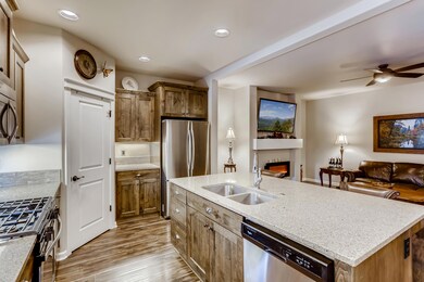 Island Kitchen
