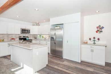 940 SW 10th Place, Lincoln City, OR 97367 - photo 5