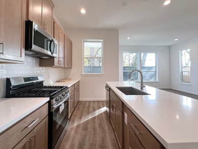 1105 Highland Square Ln, Houston, TX 77091 - photo 7